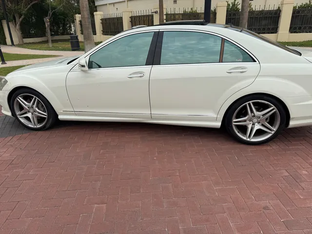 Photo of 2009 Mercedes-Benz S 500