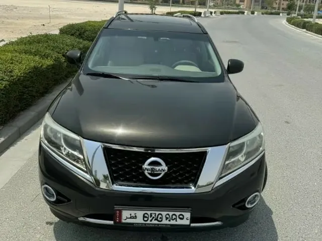 صورة 2015 نيسان باثفايندر