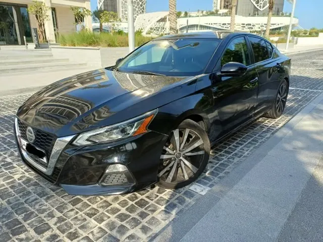 Photo of 2021 Nissan Altima SR