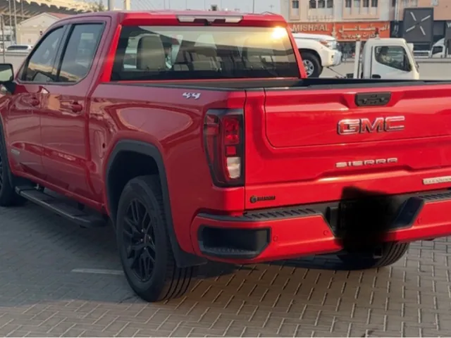 Photo of 2022 GMC Sierra 1500 Elevation