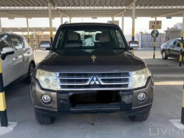 Photo of 2010 Mitsubishi Pajero 3.8