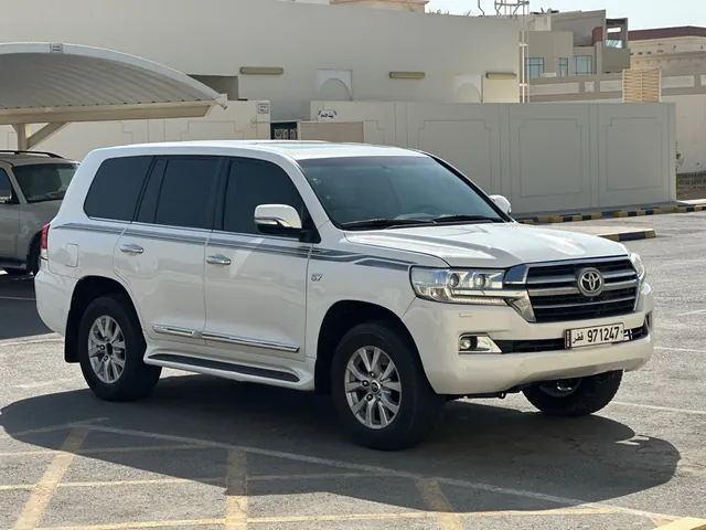 Photo of 2019 Toyota Land Cruiser VXR