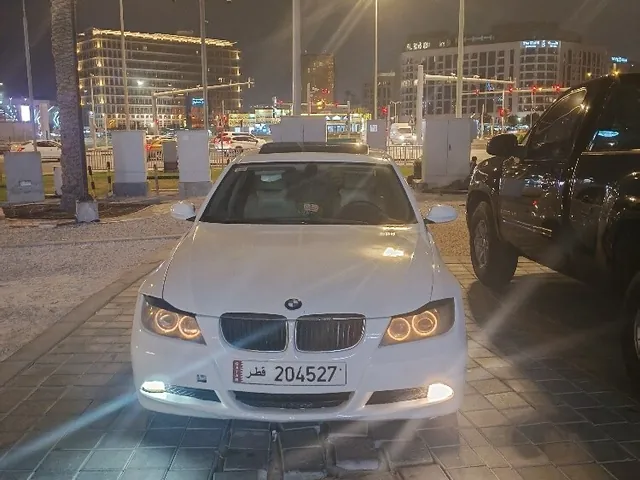 صورة 2007 بي إم دبليو الفئة الثالثة 320i