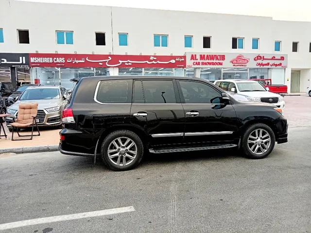 Photo of 2014 Lexus LX 570 S