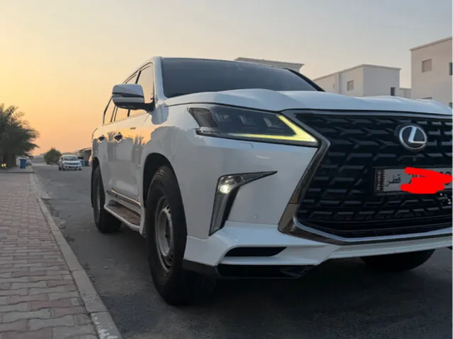 Photo of 2019 Lexus LX 570 S