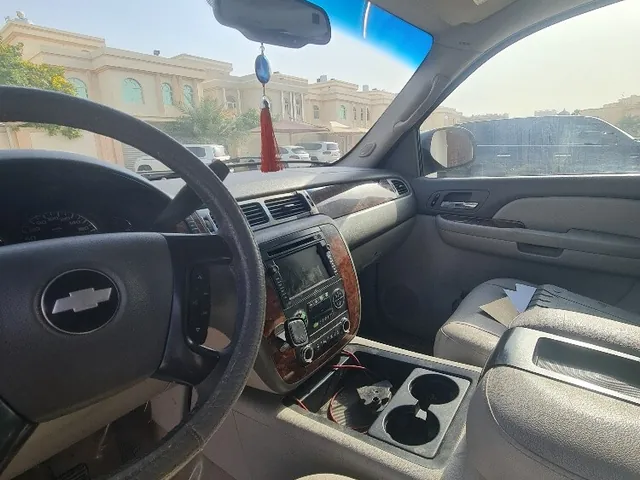 Photo of 2007 Chevrolet Suburban LTZ