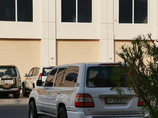Photo of 2001 Toyota Land Cruiser