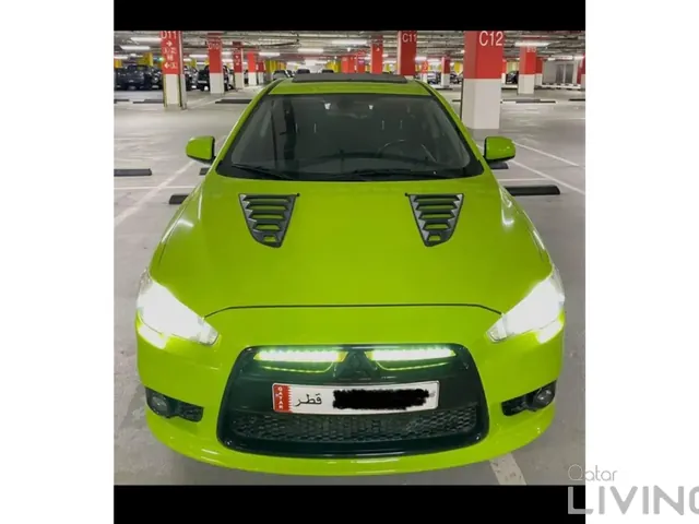 صورة 2014 ميتسوبيشي لانسر GT
