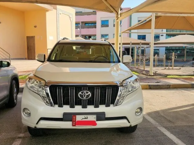 صورة 2015 تويوتا لاند كروزر برادو TXL
