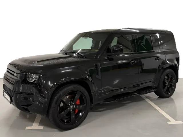 Photo of 2023 Land Rover Defender 110 X