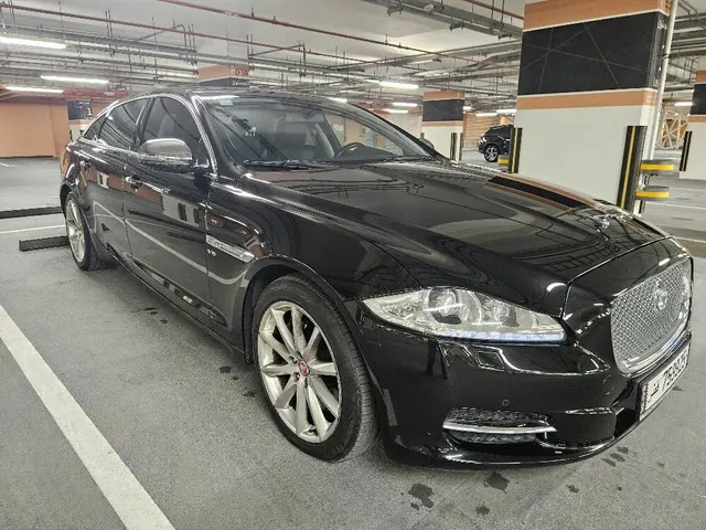 صورة 2015 جاكوار XJ L بريميوم لاكجري