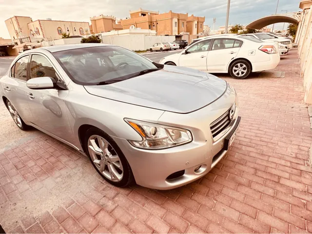 Photo of 2012 Nissan Maxima SV