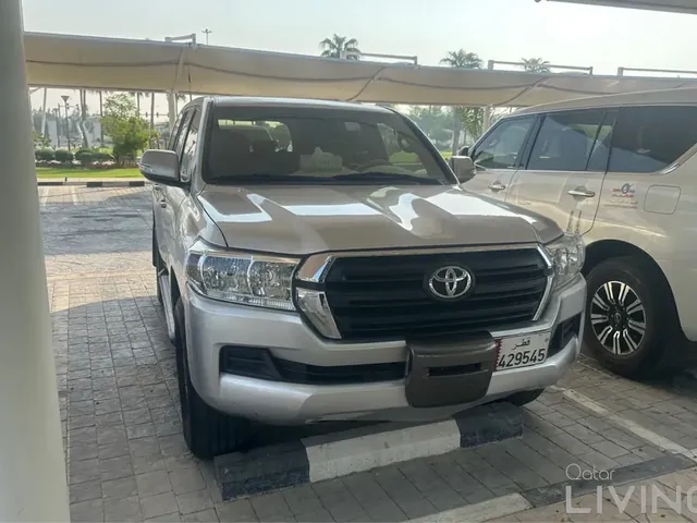 Photo of 2008 Toyota Land Cruiser GX