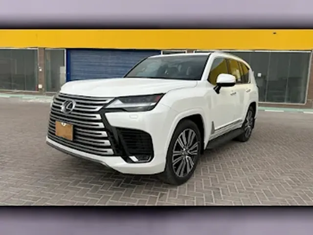Photo of 2023 Lexus LX 600