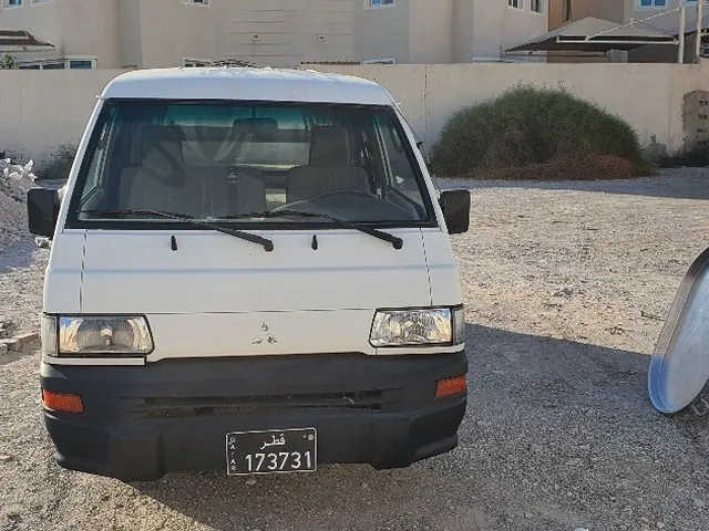 Photo of 2007 Mitsubishi L300