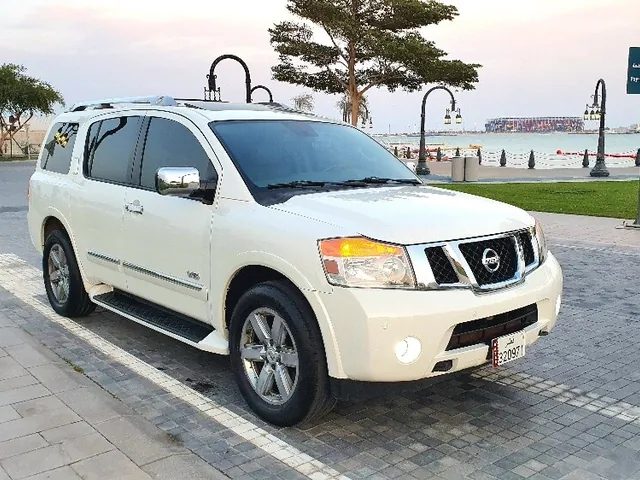 Photo of 2013 Nissan Armada LE