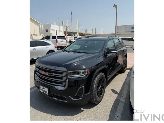 Photo of 2023 GMC Acadia AT4