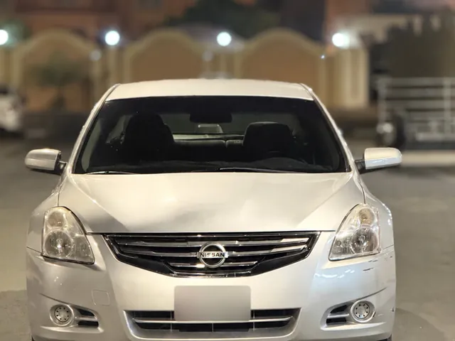 صورة 2011 نيسان ألتيما 2.5 S