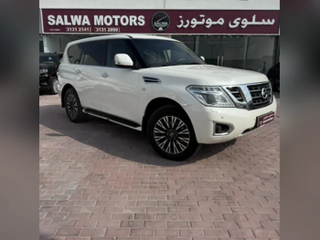 صورة 2015 نيسان باترول SE