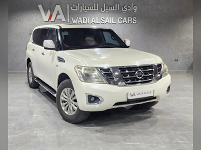 صورة 2016 نيسان باترول SE