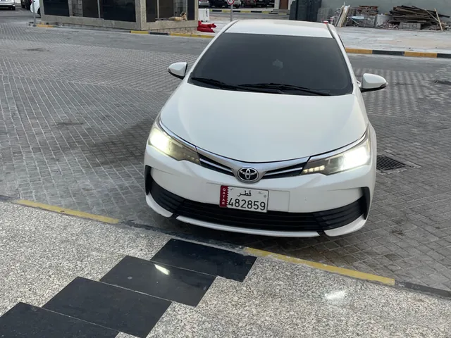 صورة 2017 تويوتا كورولا GLi