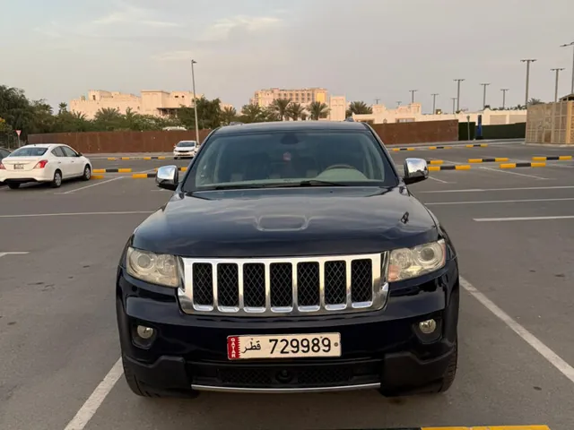 صورة 2013 جيب جراند شيروكي أوفرلاند