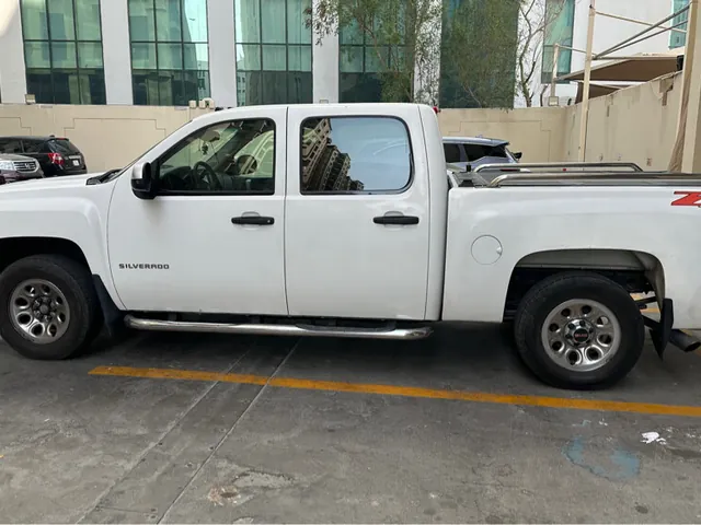 Photo of 2011 Chevrolet Silverado