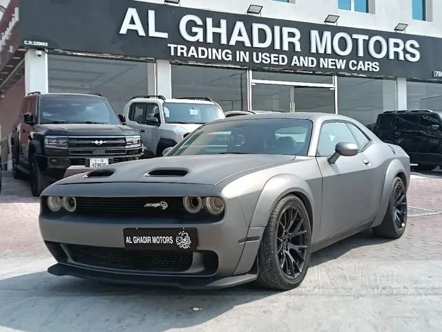 Photo of 2015 Dodge Challenger SRT8