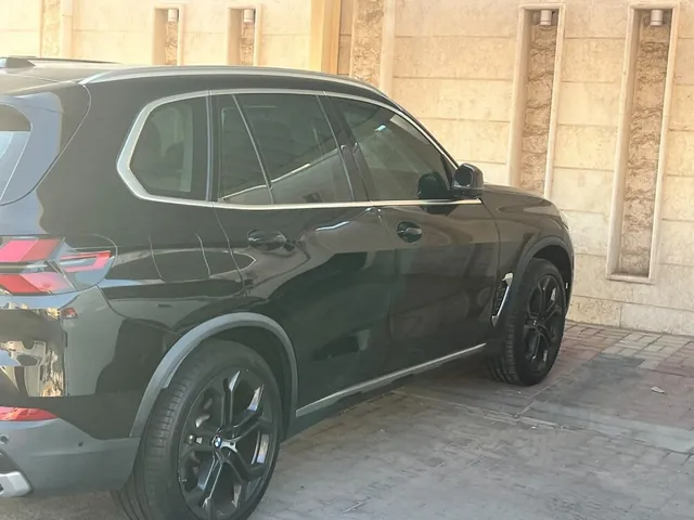 صورة 2024 بي إم دبليو الفئة الخامسة 530i