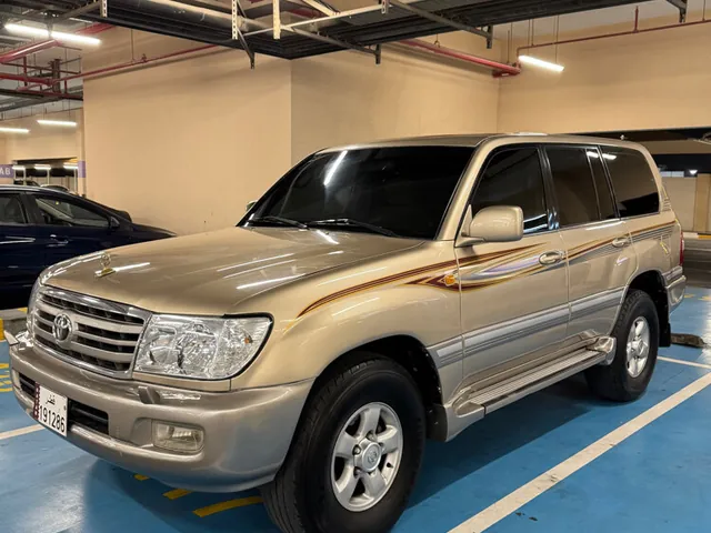 Photo of 2004 Toyota Land Cruiser GXR