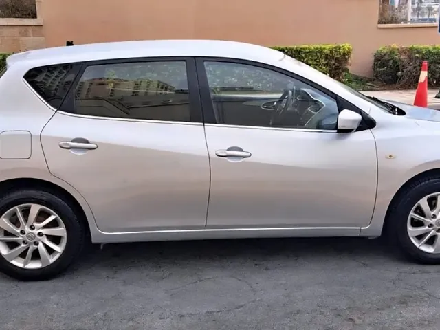 Photo of 2014 Nissan Tiida
