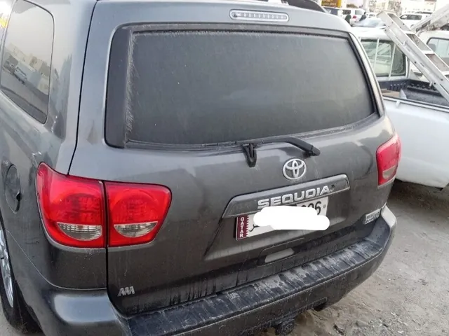 Photo of 2010 Toyota Sequoia Limited