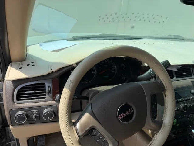 Photo of 2011 GMC Yukon
