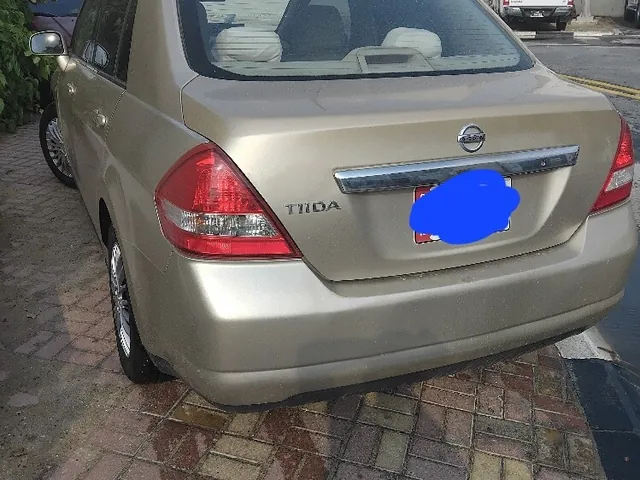 Photo of 2010 Nissan Tiida