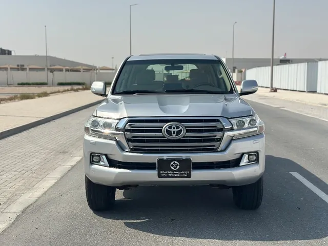 Photo of 2018 Toyota Land Cruiser GXR