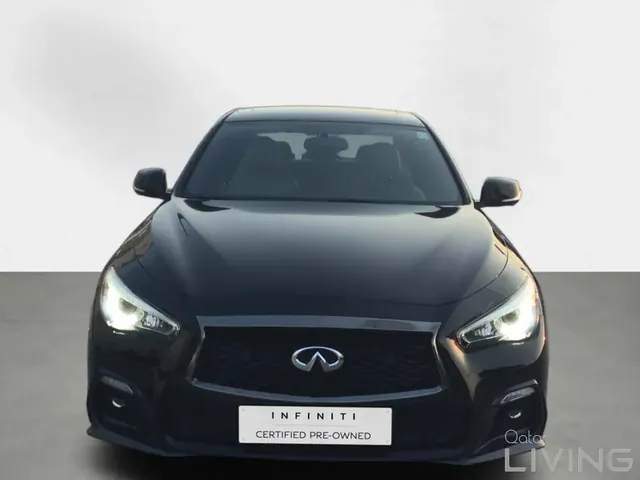 صورة 2022 إنفينيتي Q30