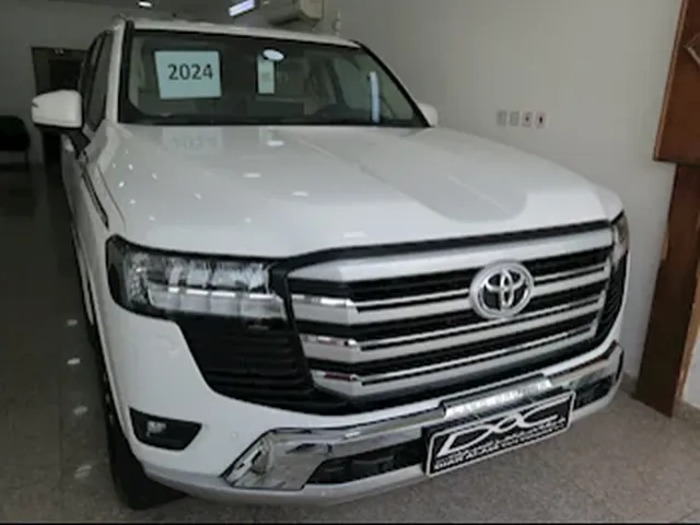 Photo of 2024 Toyota Land Cruiser GXR