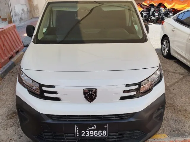 Photo of 2025 Peugeot Partner