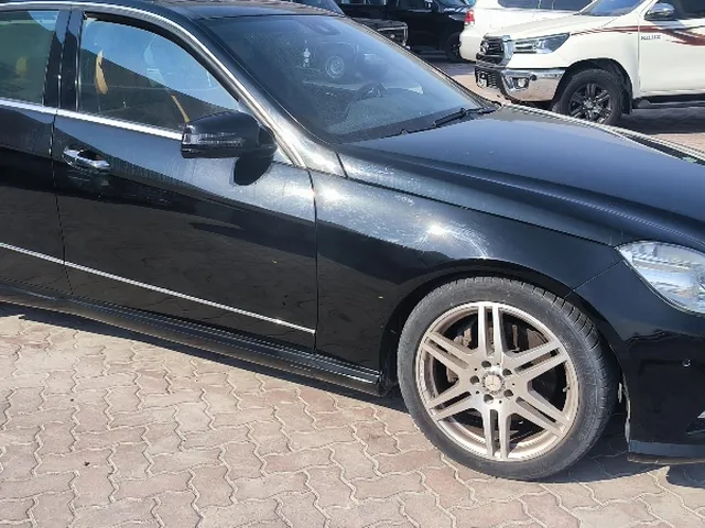 صورة 2012 مرسيدس-بنز E 300