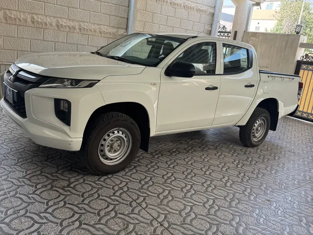 صورة 2020 ميتسوبيشي L200