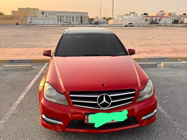 صورة 2012 مرسيدس-بنز C 200