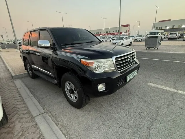 Photo of 2014 Toyota Land Cruiser GXR