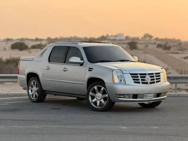 Photo of 2013 Cadillac Escalade EXT