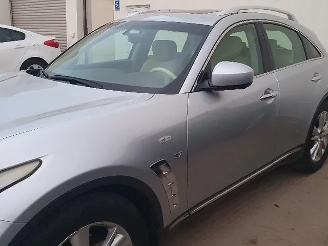 صورة 2014 إنفينيتي QX70