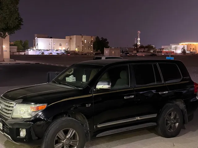Photo of 2012 Toyota Land Cruiser VXR