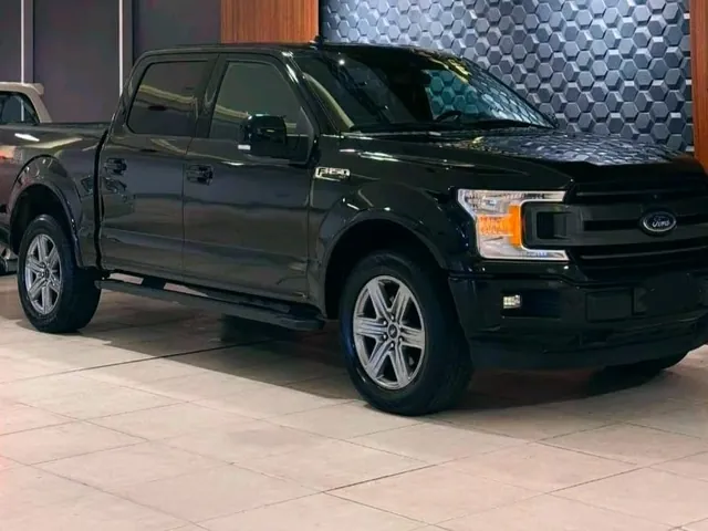 صورة 2020 فورد F-150