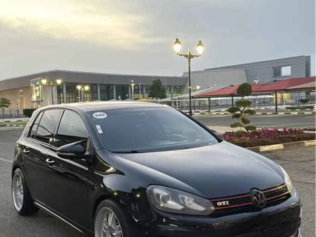 Photo of 2012 Volkswagen Golf GTI