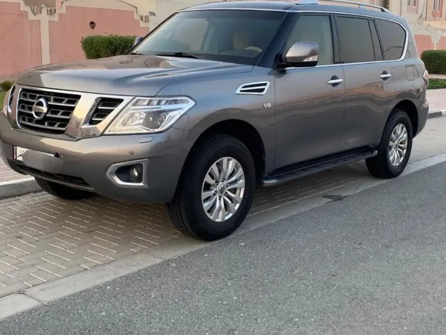 صورة 2017 نيسان باترول SE