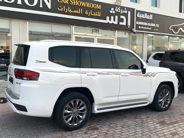 Photo of 2022 Toyota Land Cruiser GXR