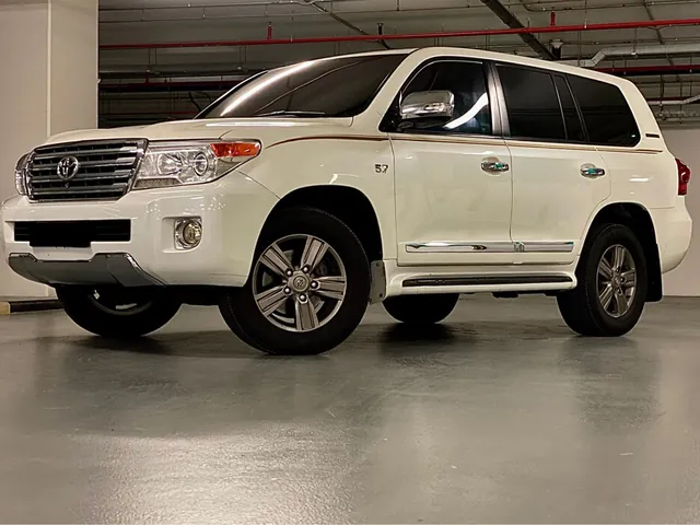 Photo of 2013 Toyota Land Cruiser VXR